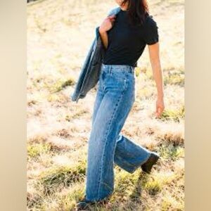 Able Wide Leg Jeans Light Wash Size 16